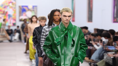 In Paris, a Battle Between Loud and Soft