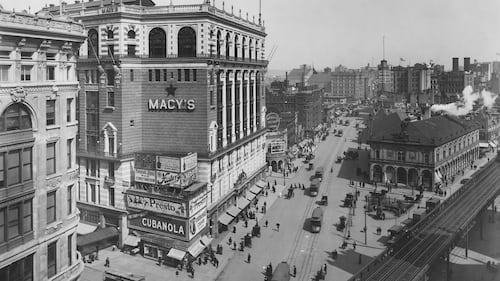 Real Estate Can’t Save Department Stores 